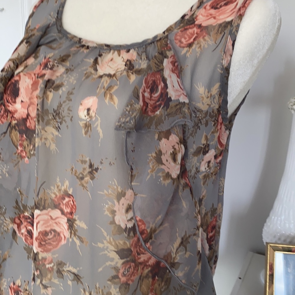 Blue Floral Roses Ruffle Blouse Famosa - Picture 2 of 4